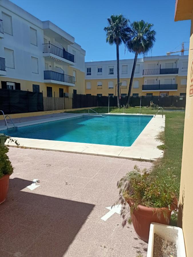 Azvalia - La Estacion, Piscina Y Junto A La Renfe Apartment El Puerto de Santa Maria Luaran gambar